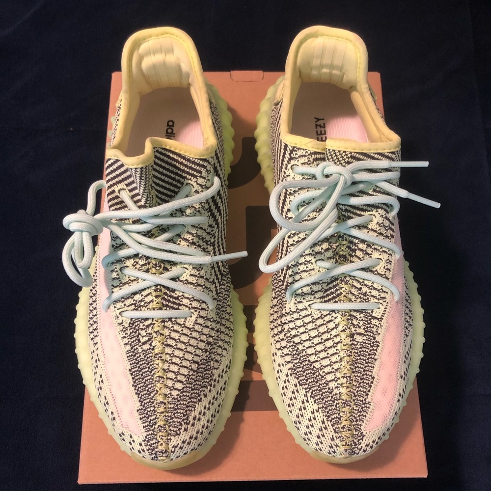 adidas Yeezy Boost 350 V2 Yeezreel